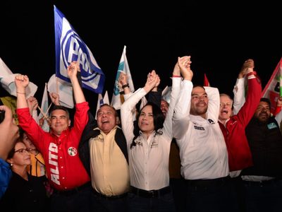 Alejandra del Moral arranca campaña y promete transformar salario rosa en salario familiar