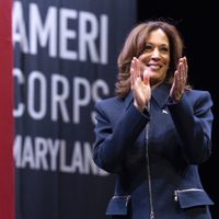 Kamala Harris pide a estudiantes "seguir luchando" luego de derrota ante Trump