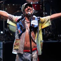 Sheinbaum: Calderón catalogó persona non grata a Manu Chao, pero nosotros "le daremos la bienvenida"