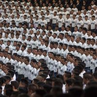 El día que Peña tomó protesta de bandera a soldados y marinos