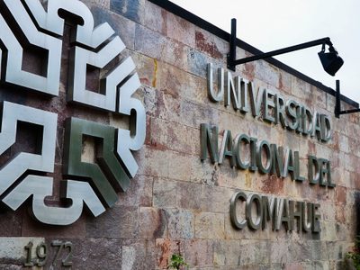 Médicos de la UNCO evacúan dudas sobre el coronavirus por Facebook