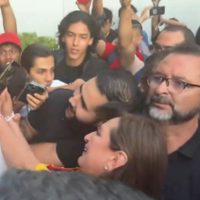 Abuchean a Xóchitl Gálvez en la Universidad de Guadalajara (Videos)