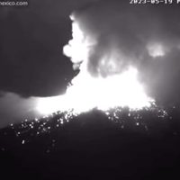 Registran intensa actividad nocturna en el Popocatépetl; mantienen alerta amarilla 2 (Video)