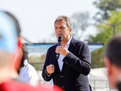 Sergio Massa prepara medidas económicas destinadas a la industria y a grupos de trabajadores