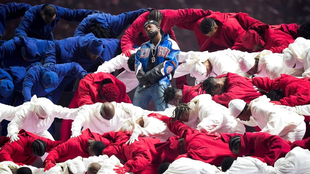 Kendrick Lamar actúa durante el espectáculo de medio tiempo del Super Bowl 59 de la NFL entre los Chiefs de Kansas City y los Eagles de Filadelfia, el domingo 9 de febrero de 2025, en Nueva Orleans
