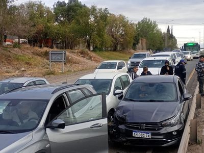 Choque en cadena entre cuatro autos en la Ruta 7: hubo daños pero ningún herido