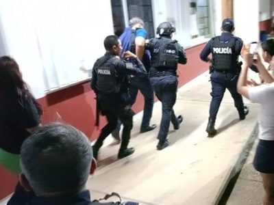 Detienen a profesor de secundaria que drogó a sus alumnas en Playa del Carmen