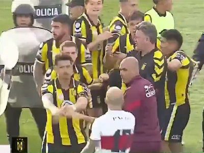 Tras la "tangana", el árbitro sólo informó a un futbolista de Deportivo Madryn
