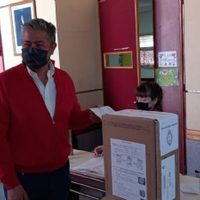 PASO 2021: votó el precandidato Rolando Figueroa