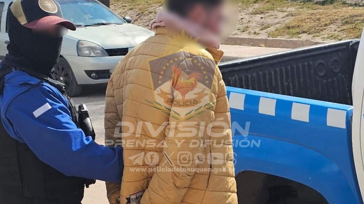 Uno de los detenidos por la estafa con ventas on line en Rincón delos Sauces. Fuente (Policía de Neuquén)