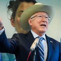 Ken Salazar se lanza contra AMLO: no funcionó la estrategia de “Abrazos, no balazos”