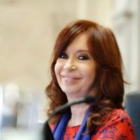 Cristina Kirchner volvió a arremeter contra Javier Milei en redes sociales y advirtió por el default
