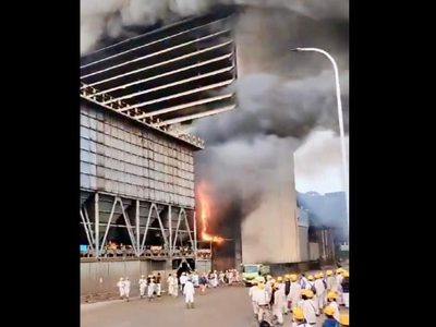 Trece muertos en la explosión de un horno de fundición de níquel en Indonesia