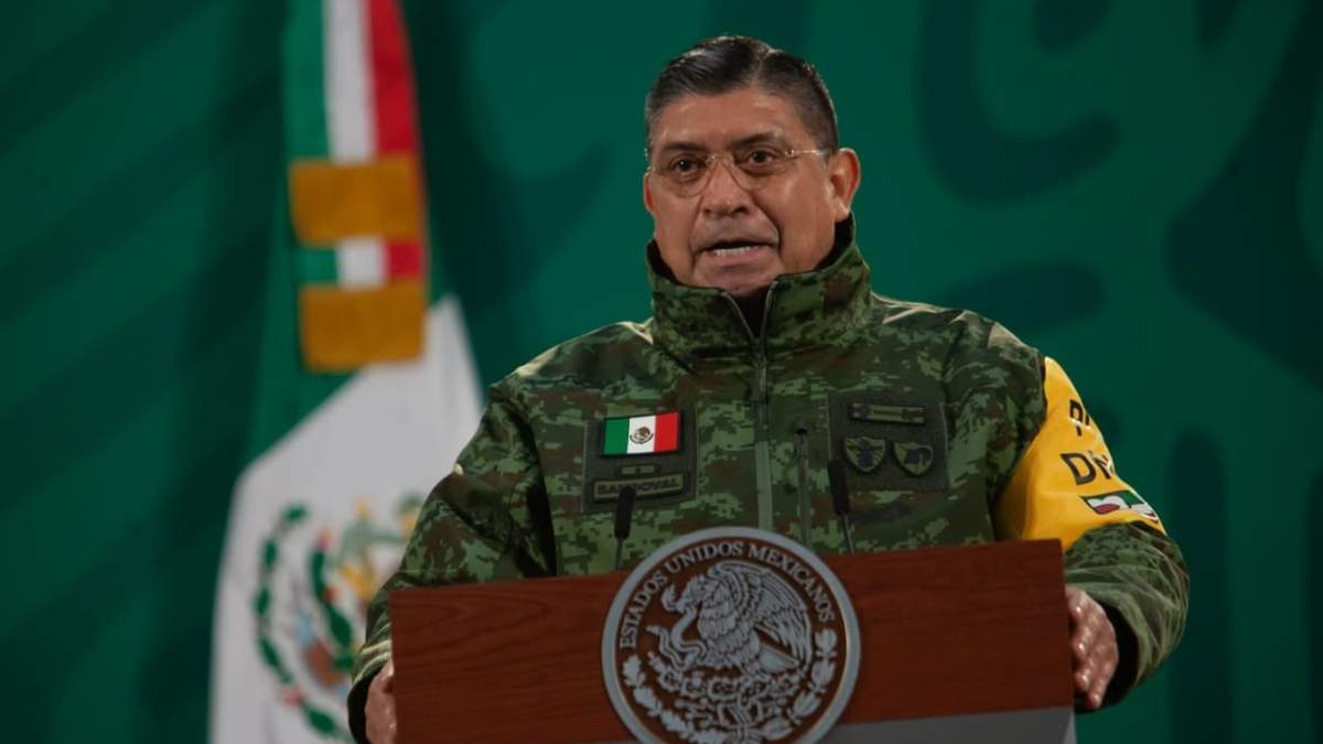 El titular de la Sedena, Luis Cresencio Sandoval