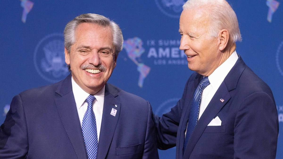 Alberto Fernández y Joe Biden. Fuente: (Twitter)