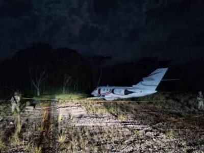 Aseguran en Chiapas una aeronave con 240 kilos de cocaína