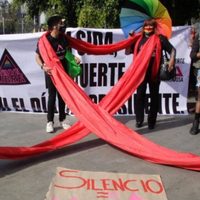 Tener VIH aún estigmatiza socialmente a quienes lo padecen, alerta la UNAM