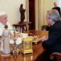 El papa Francisco recibió a Alberto Fernández en el Vaticano