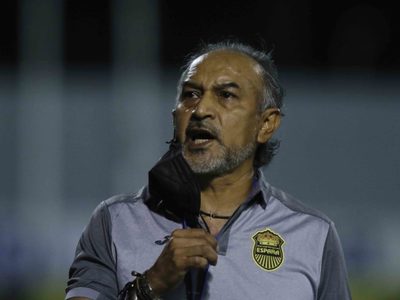 Raúl “Potro” Gutiérrez mete a Real España a la final del torneo de la Liga Apertura 2021 de Honduras