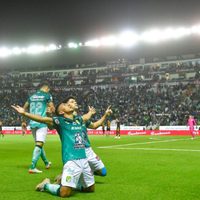 León es el primer finalista tras derrotar 2-1 a Tigres