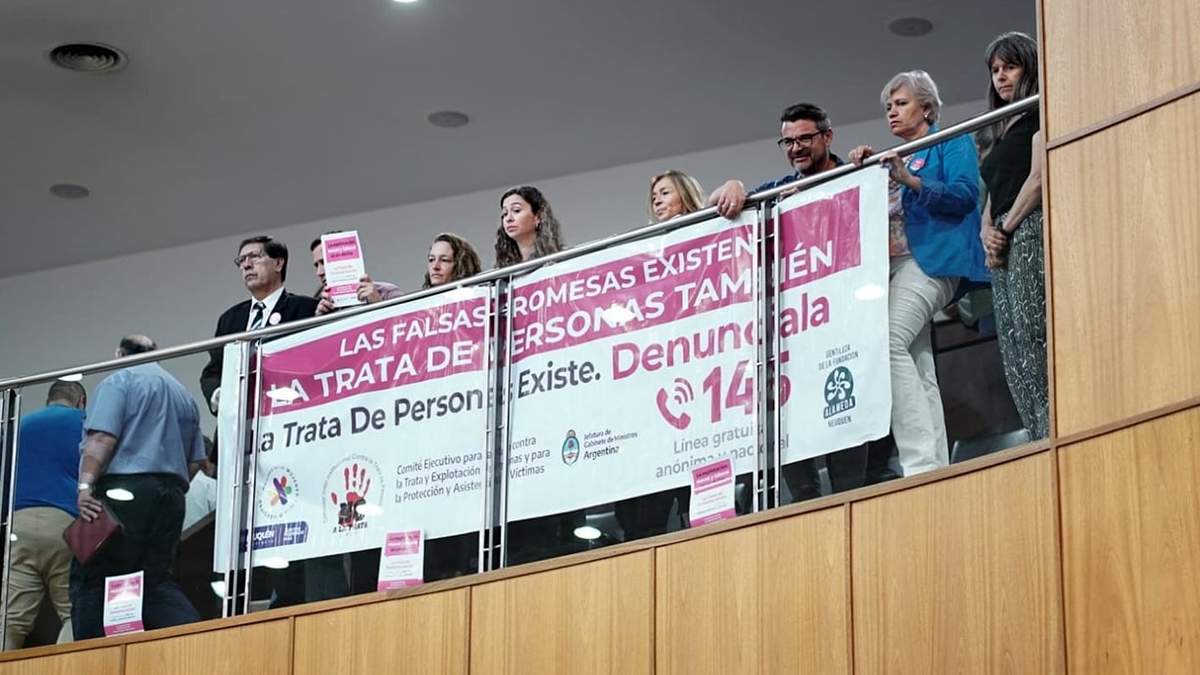Integrantes de la Comisión Interinstitucional de Intervención contra la Trata. Fuente (Neuquén Informa).