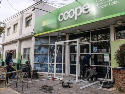 Acusan a concejales de Plottier de favorecer los intereses de la Cooperativa de Servicios Públicos