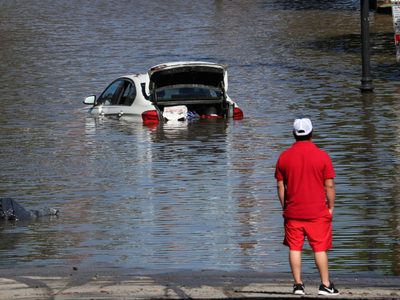 Biden promete ayudar a los estados afectados por el paso de la tormenta Ida