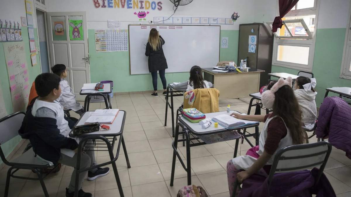 Docente rionegrina. Fuente: (Prensa del gobierno de Río Negro)