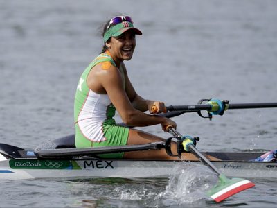Mexicanos avanzan en pruebas de remo, tenis y tenis de mesa