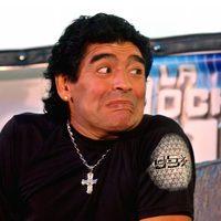 "La Noche del 10": los secretos detrás del contrato que firmó Diego Maradona para hacer el programa