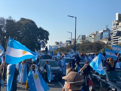 13S: nuevo banderazo en contra del gobierno en todo el país