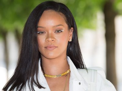 Rihanna causó consternación entre sus seguidores por unas intrigantes fotografías