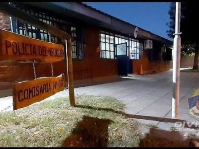Un hombre fue detenido por merodear armado en la vía pública y amenazar a dos policías