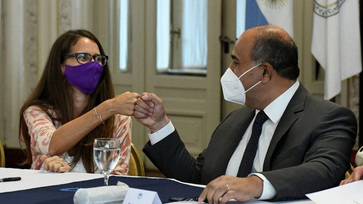 Elizabeth Gómez Alcorta y Juan Manzur. Fuente: (Twitter)