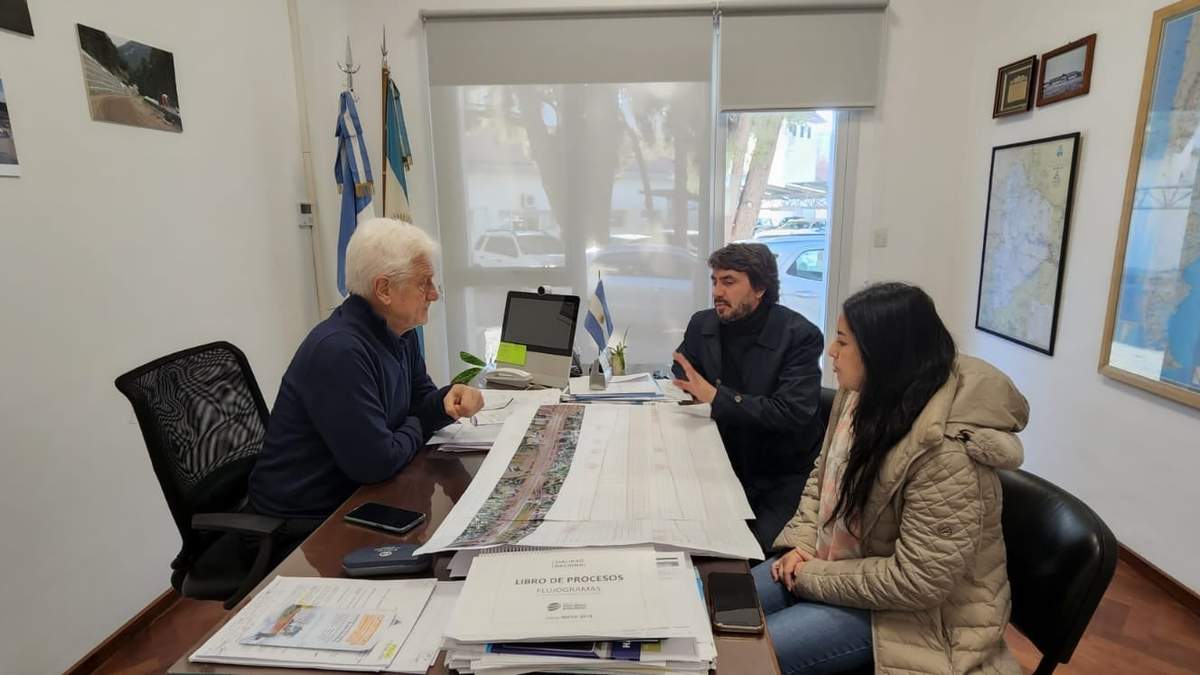 Saloniti y Caimpini en la reunión sobre la Ruta Nacional 40. Fuente: (Twitter)