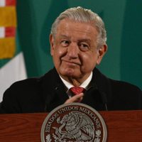 AMLO al PRI: apoyar la reforma eléctrica ayuda más que un pronunciamiento contra el neoliberalismo