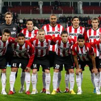 Salcido y el 'Maza”, embajadores del PSV e invitados de honor