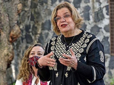 En la mira de la 4T, control de la OPS: Larrondo Oscuros recovecos en misiones de médicos cubanos