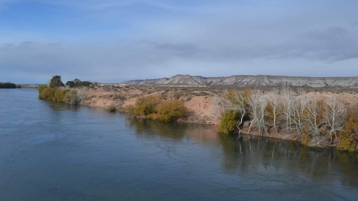 Río Limay. Fuente: (Instagram)