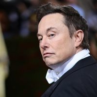 Elon Musk activará su sistema de internet por satélite en Irán
