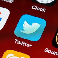 Twitter pagará a creadores de contenido suscritos al programa de monetización de publicidad