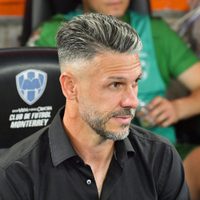 Tras fracasar en River y Rayados: Martín Demichelis podría dirigir un histórico equipo europeo