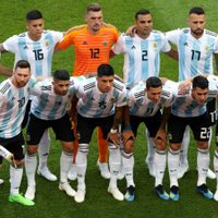 Boca va por un defensor mundialista