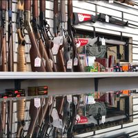 Miles de vendedores de armas en EU deberán realizar revisiones de antecedentes
