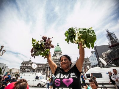 ¡Brote solidario! Organizaciones campesinas prometen no aumentar los precios de las verduras