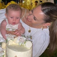 “Estamos de la mano aprendiendo juntas”: el tierno mensaje que Pampita le dedicó a su hija
