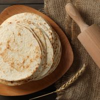 Pancitos rellenos de queso con rapiditas: la receta exprés que te resolverá la merienda de los chicos