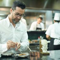 El cocinero español que le cocina a los famosos
