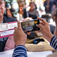 Financiera del bienestar va por las remeseras