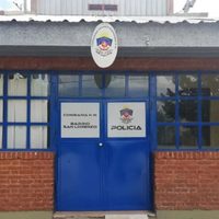Se demoró a un hombre con un arma, droga y dinero en un confuso episodio